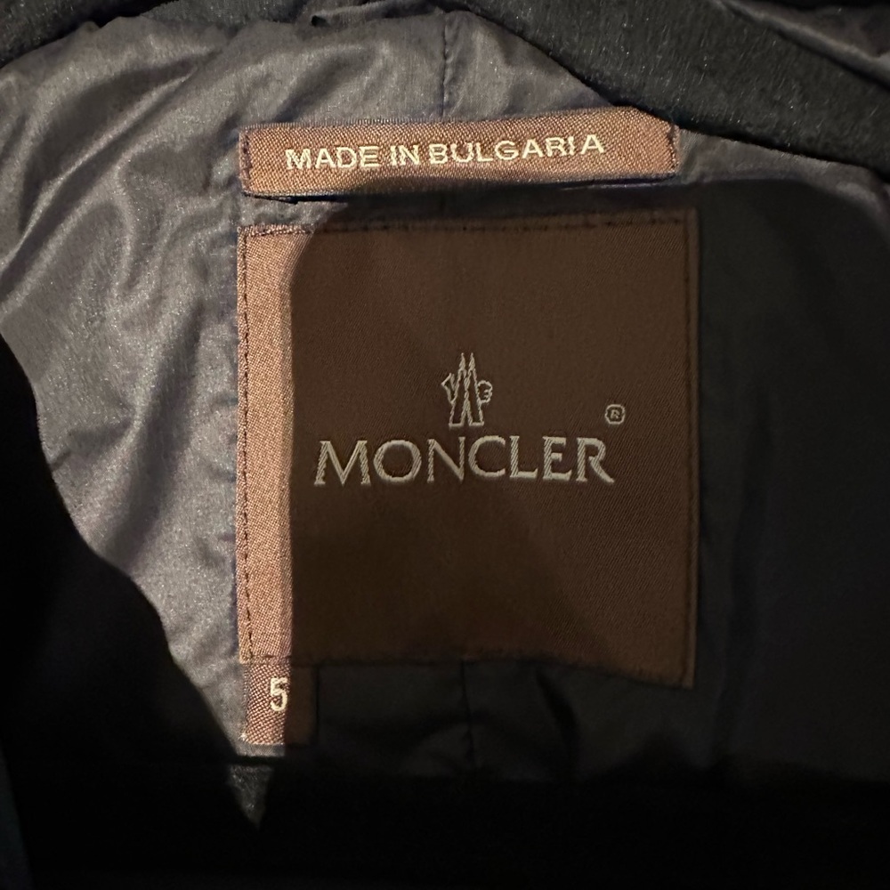 Authentic Moncler Black Utility Jacket Designer S… - image 4